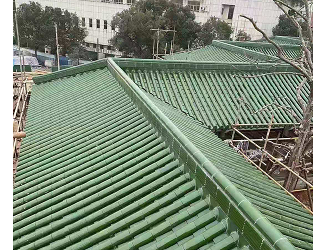 草綠琉璃瓦鋪蓋